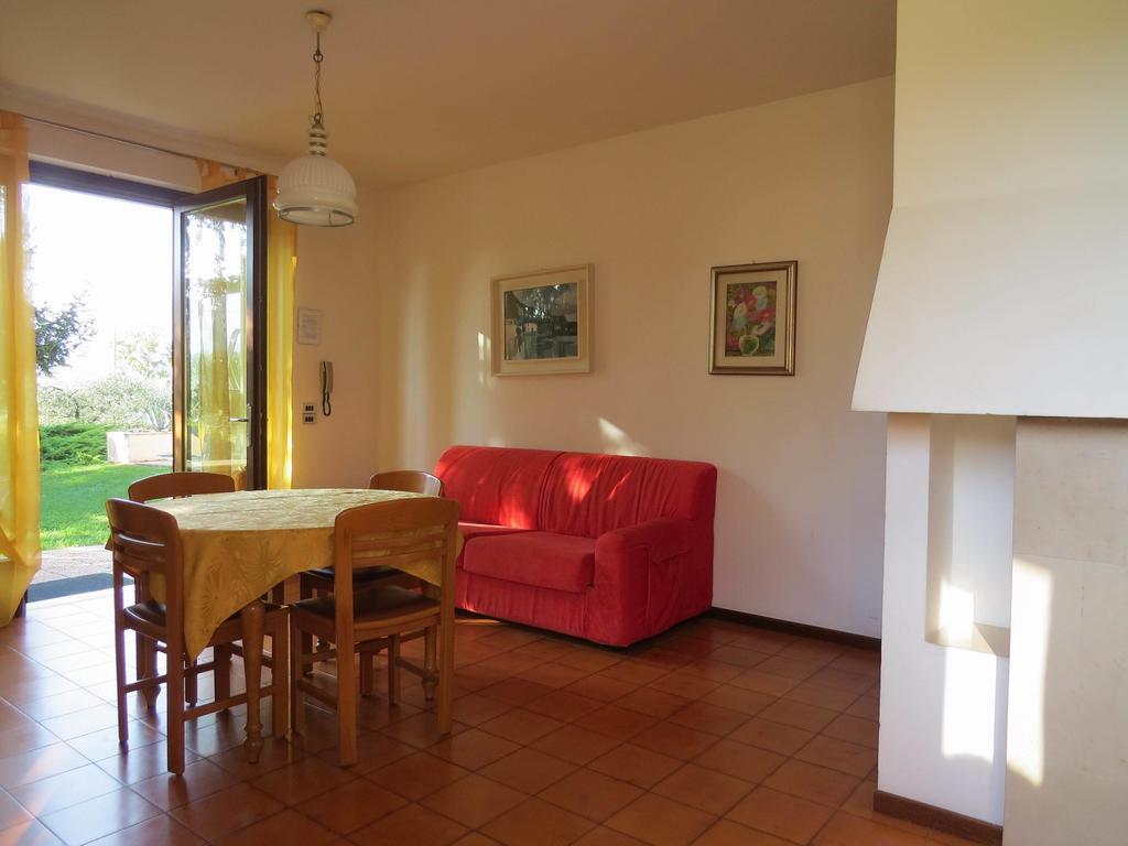 Residence Liana Albisano Torri Del Benaco Exterior foto
