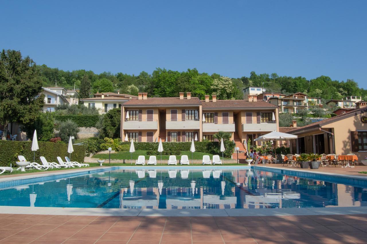 Residence Liana Albisano Torri Del Benaco Exterior foto